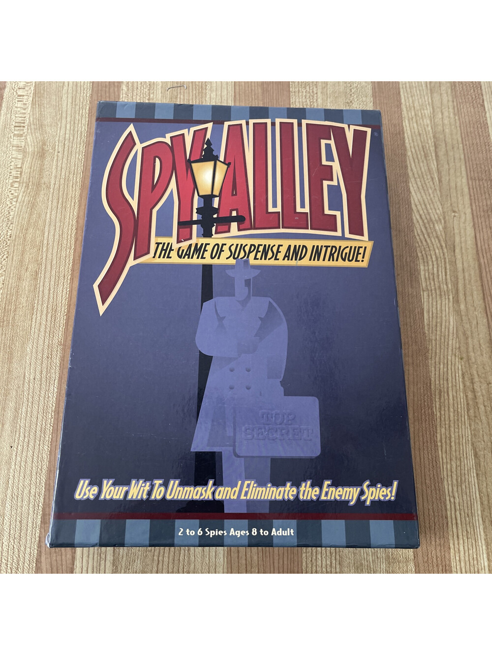 Spy Alley Mensa Award Winning Family Strategy Game Complete in Exc Condition